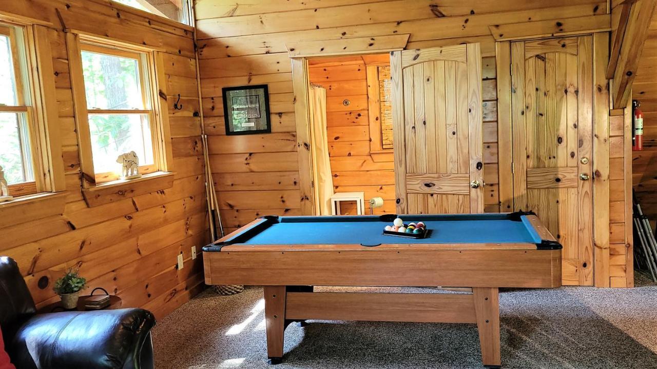 Mountain Joy -Private Treehouse Style Cabin That Sleeps 4-Free Tickets Gatlinburg Luaran gambar