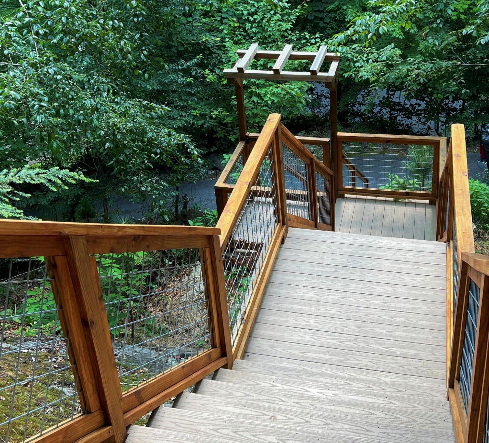 Mountain Joy -Private Treehouse Style Cabin That Sleeps 4-Free Tickets Gatlinburg Luaran gambar